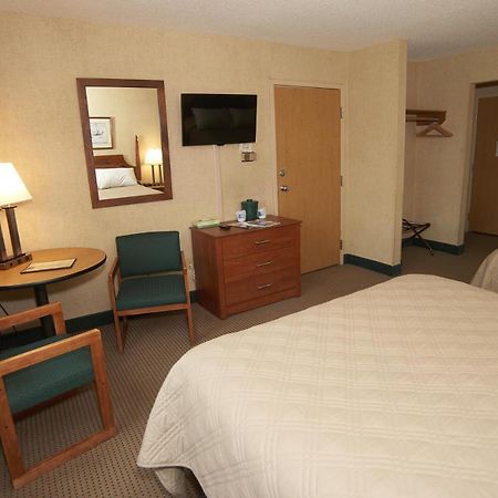 Commodores Inn Stowe Eksteriør billede