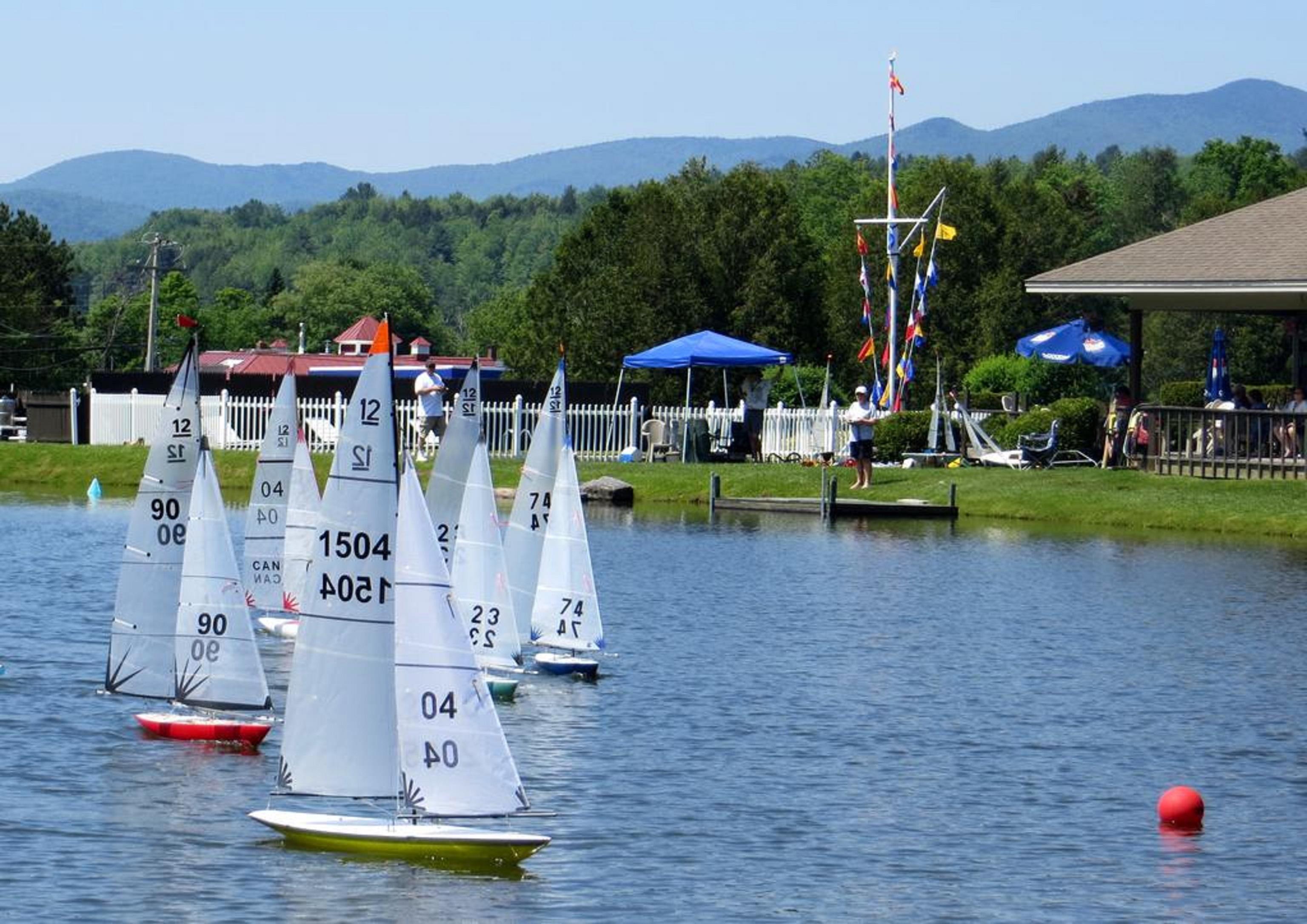 Commodores Inn Stowe Eksteriør billede