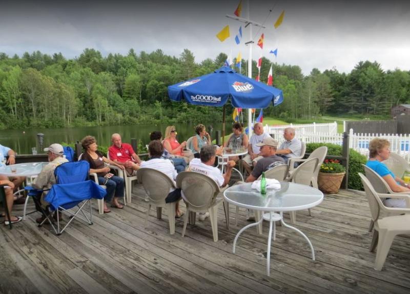 Commodores Inn Stowe Eksteriør billede