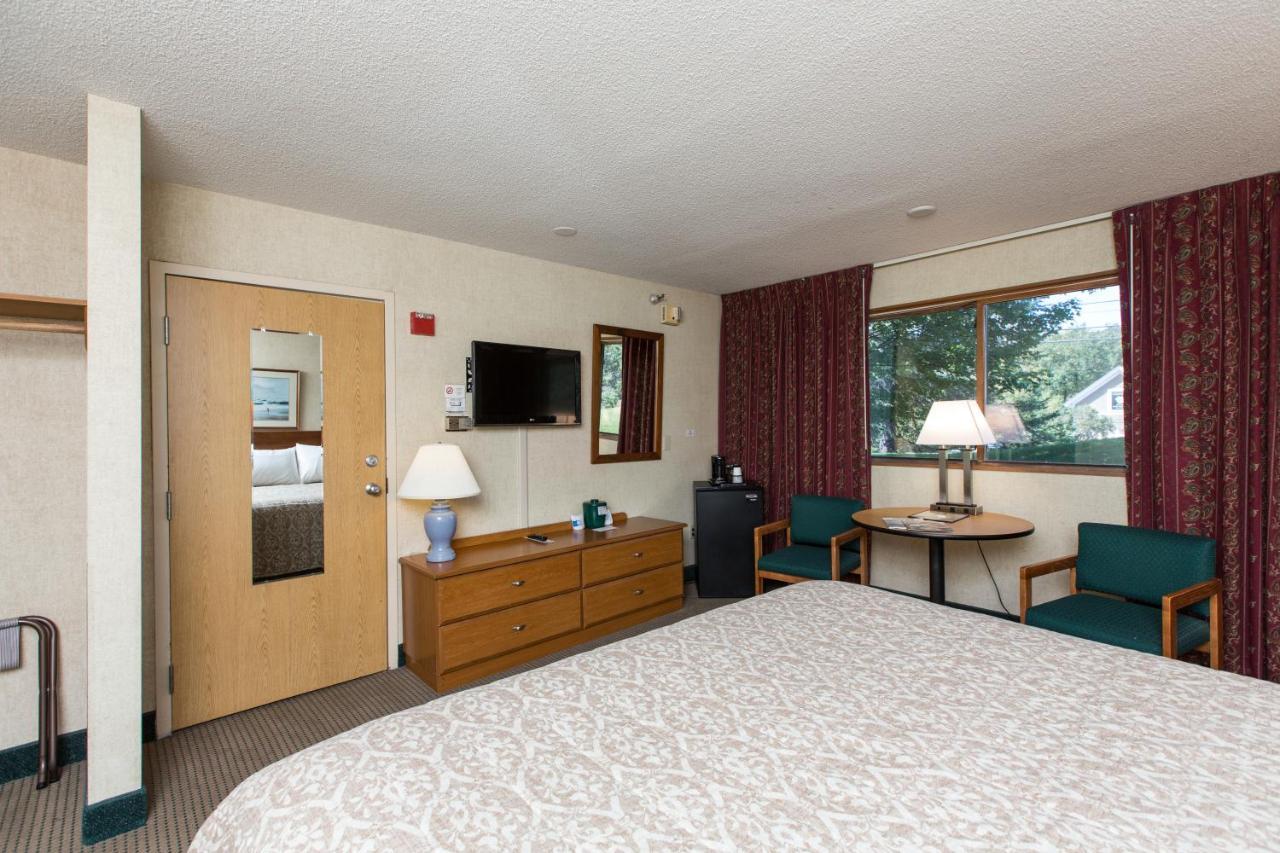 Commodores Inn Stowe Eksteriør billede