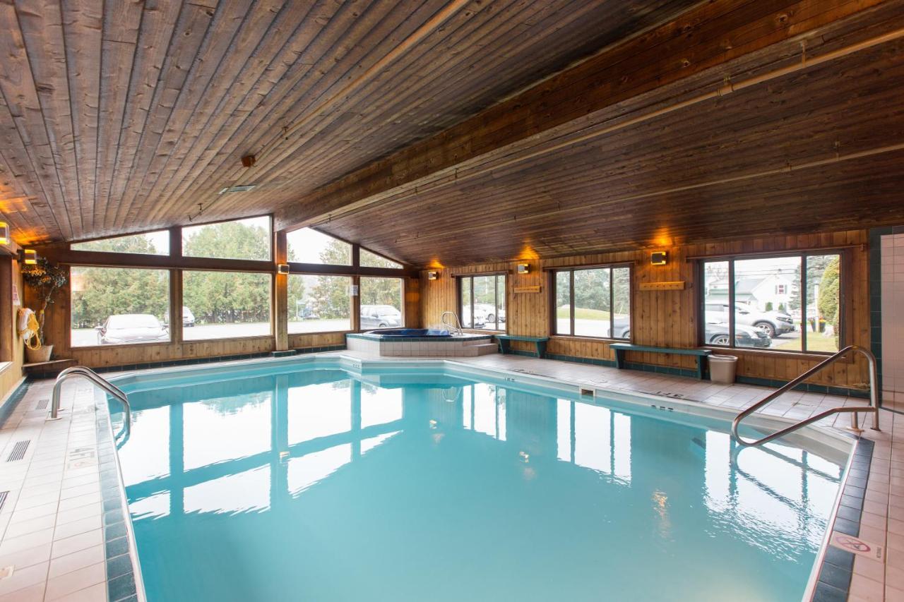 Commodores Inn Stowe Eksteriør billede
