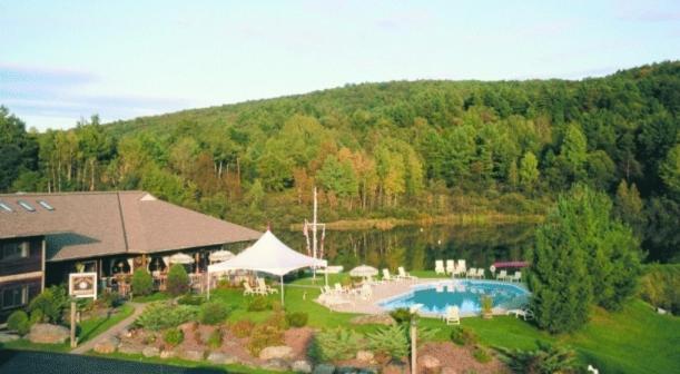 Commodores Inn Stowe Eksteriør billede